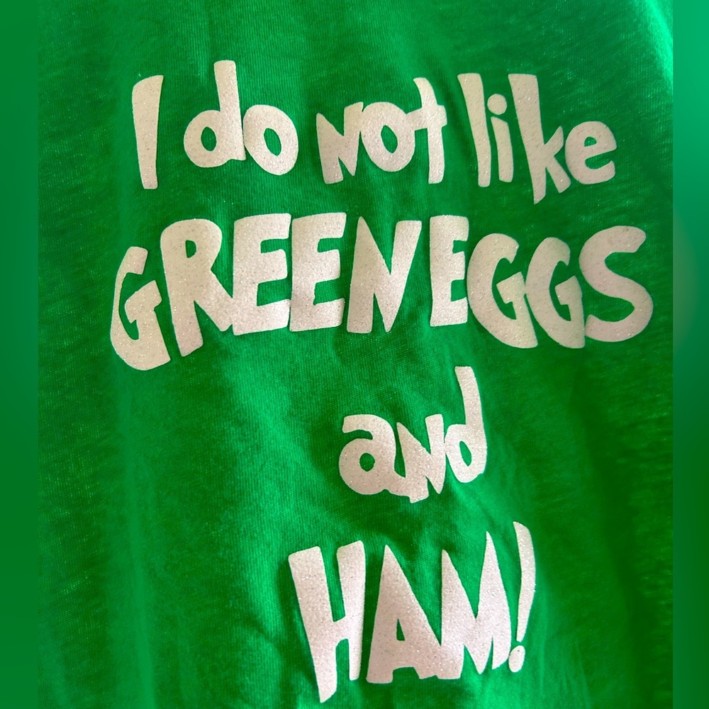 Dr. Seuss shirt with glittery white letters. Kids. Girls.
